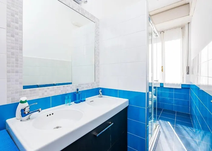 Ihost - Veneziano 8 Mailand